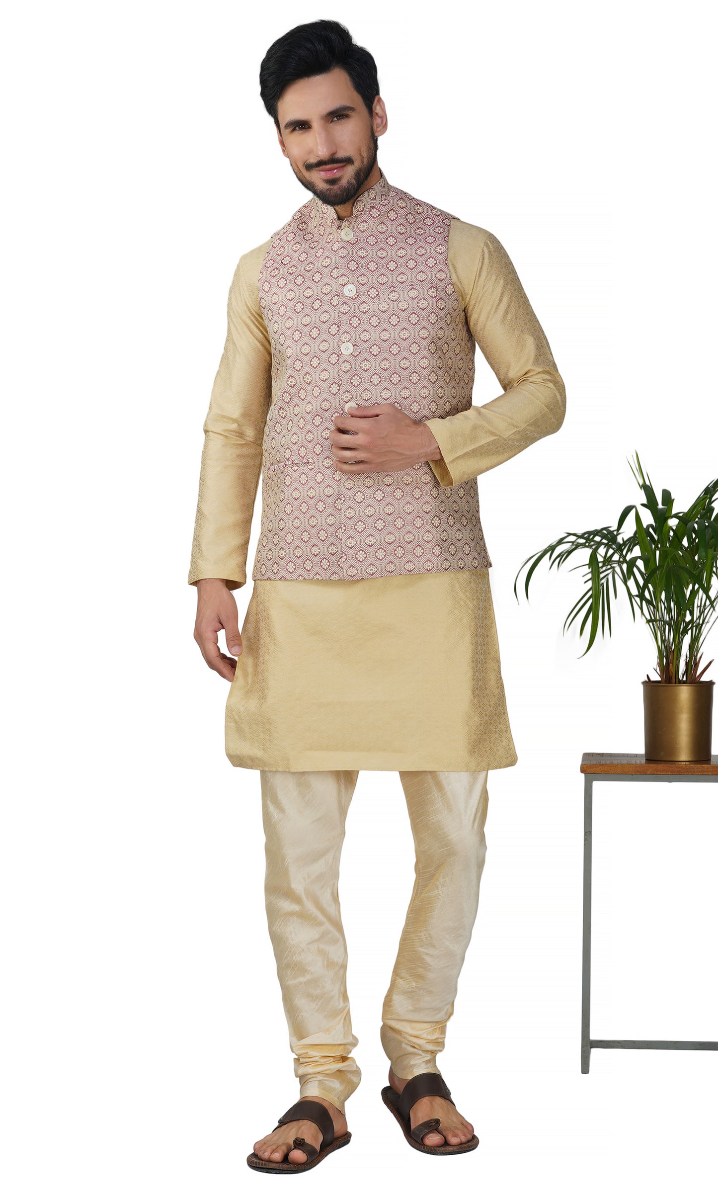 Men's Embroidery Silk Traditional Ethnic Nehru Jacket