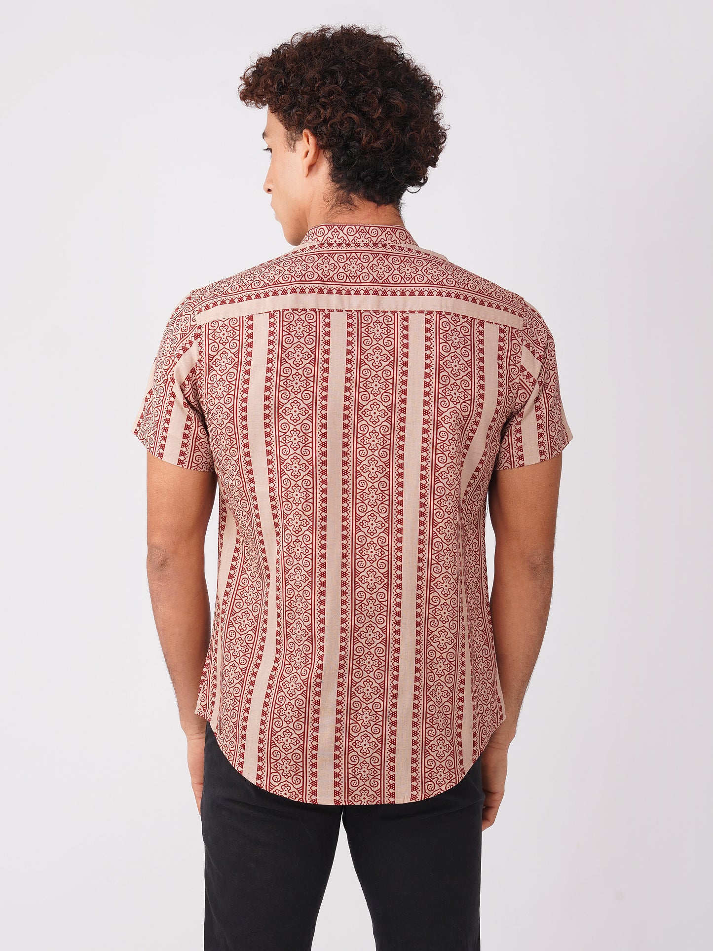 Vastraa Fusion Men's Block Print Cotton Summer Shirt (Chinees Collor)