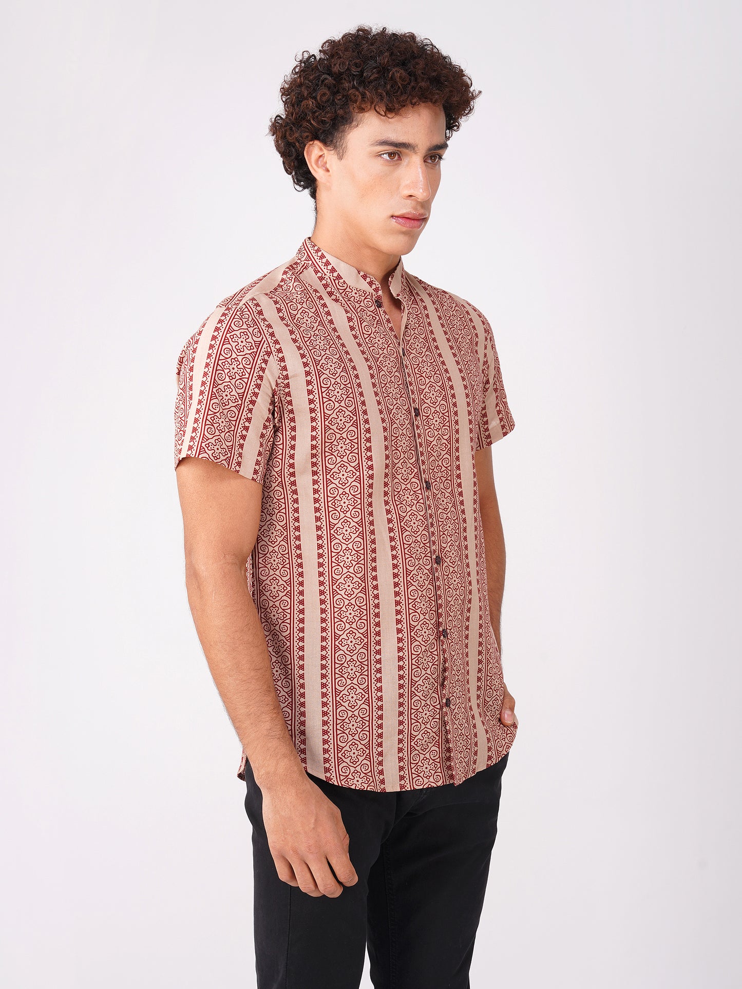 Vastraa Fusion Men's Block Print Cotton Summer Shirt (Chinees Collor)