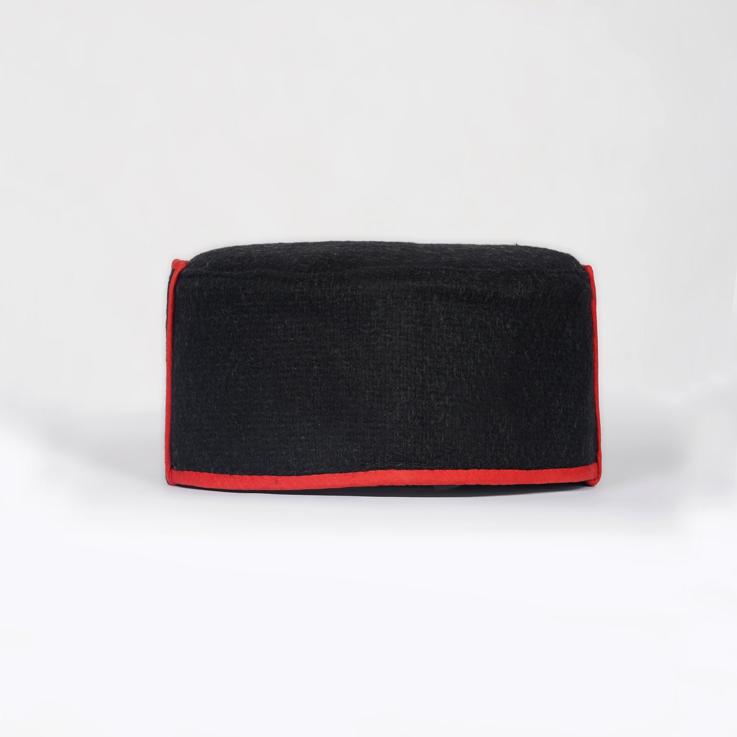 Vastraa Fusion Unisex Woolen Kullu/Himachali Embroidery Cap