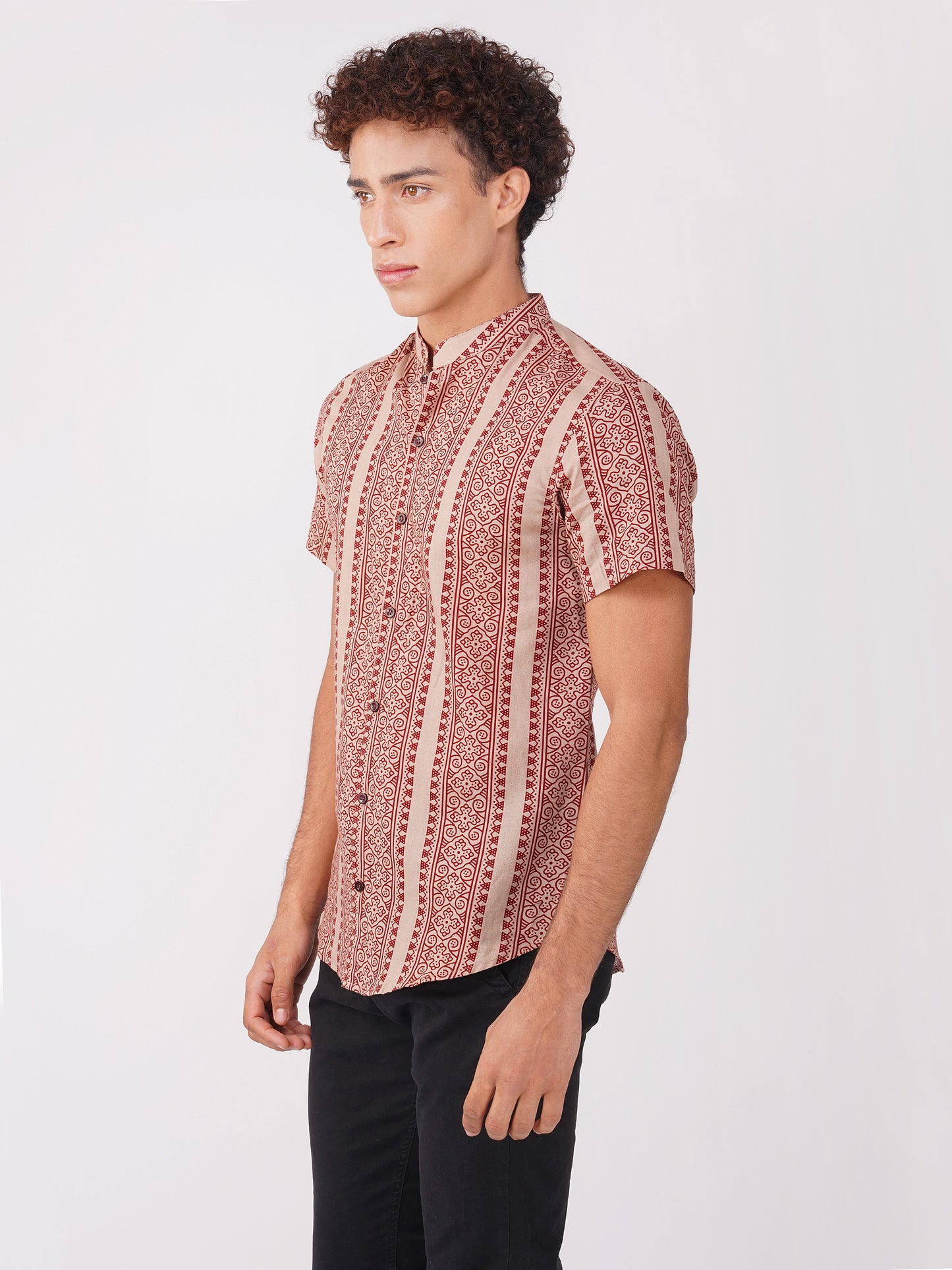 Vastraa Fusion Men's Block Print Cotton Summer Shirt (Chinees Collor)