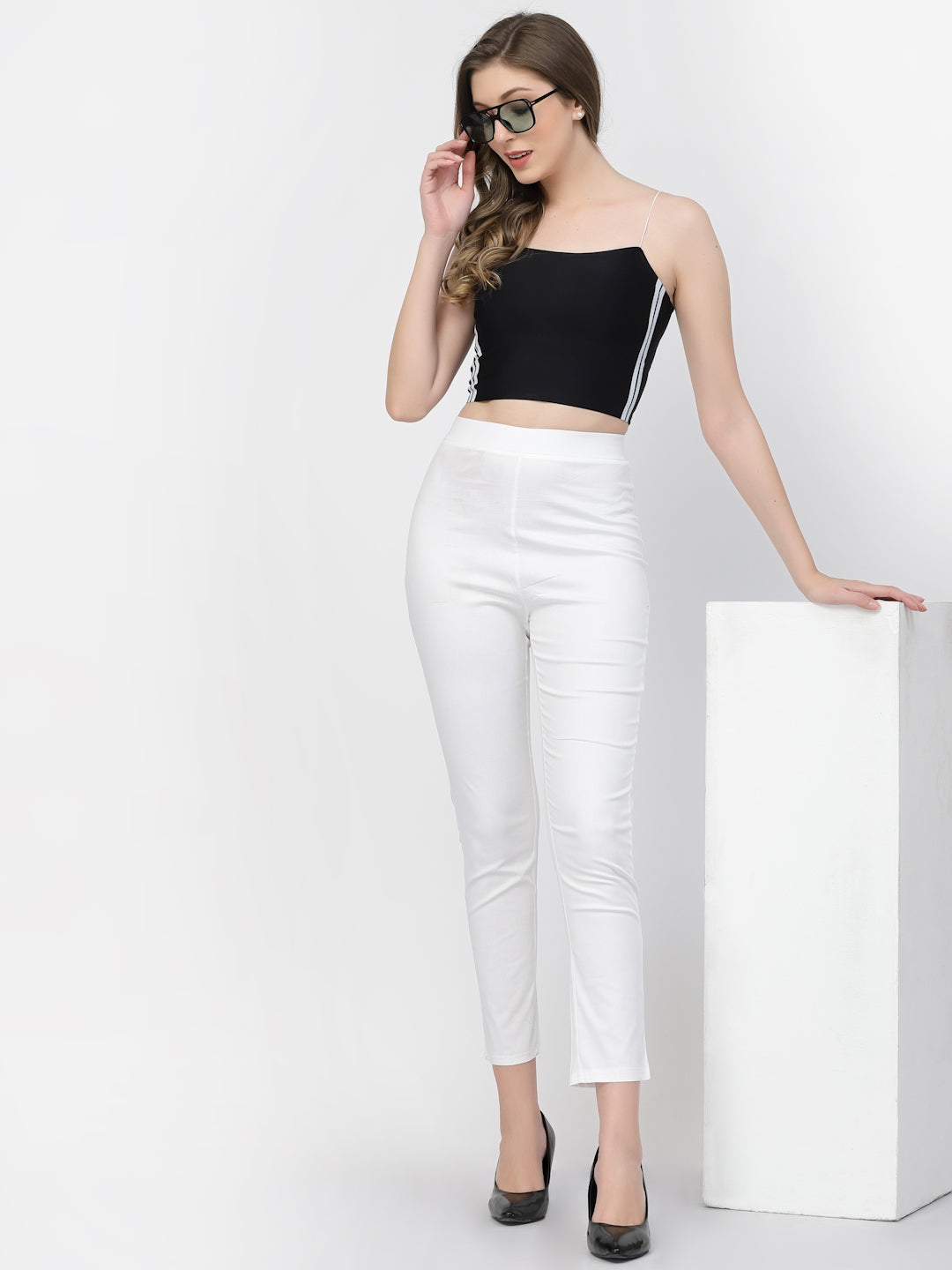 Vastraa Fusion Glamarours Cotton Stretchable Casual Cigarette Lycra Pants for Ladies/Women