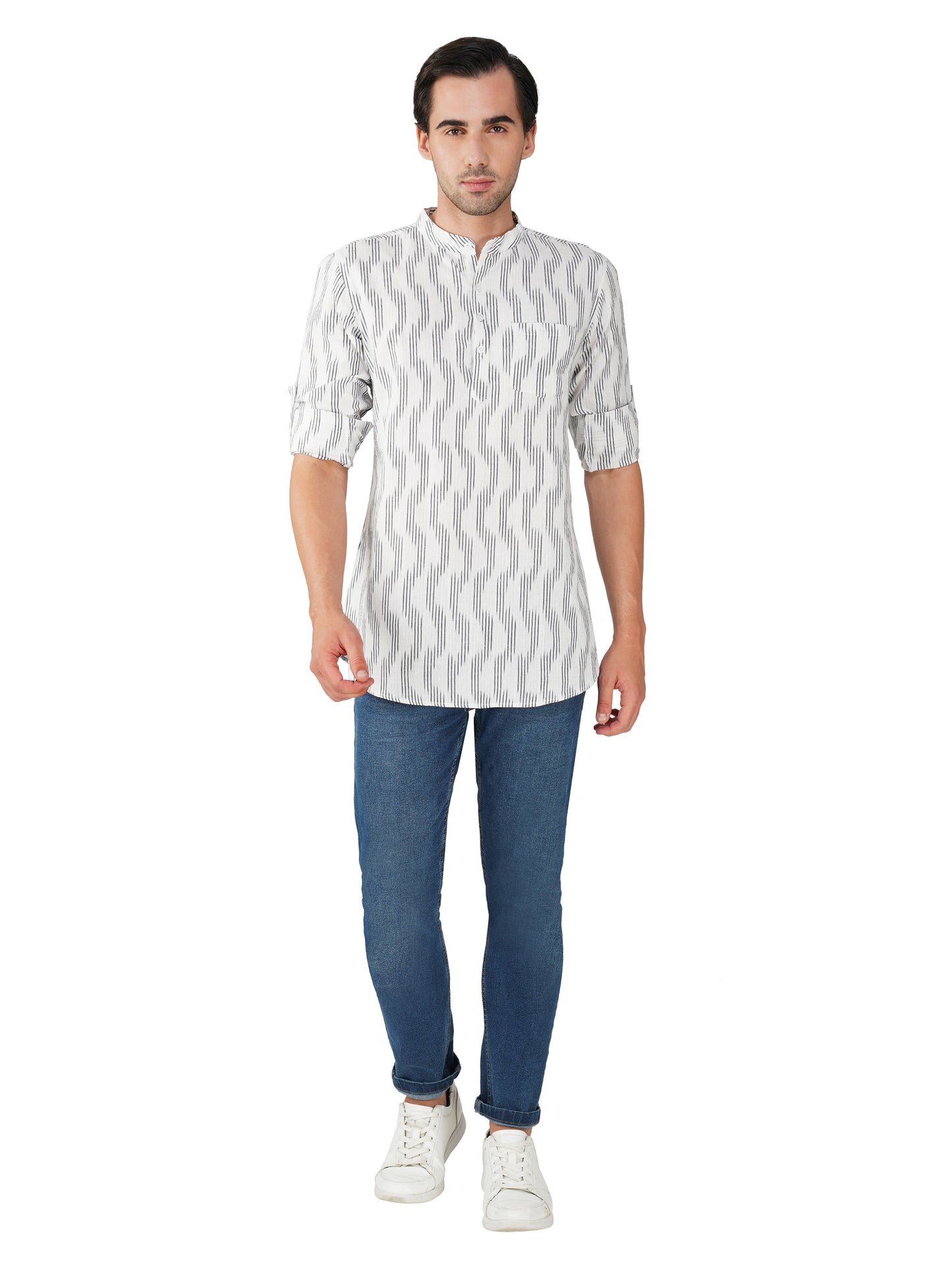 Vastraa Fusion Ikat Pattern Short Kurta For Men
