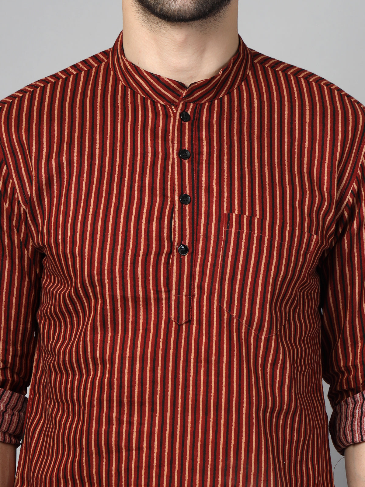 Vastraa Fusion Men's Screen Block Print Pure Cotton Short Kurta, Round Collar, Full Sleeves,Button Kurta, Ethnic Wear