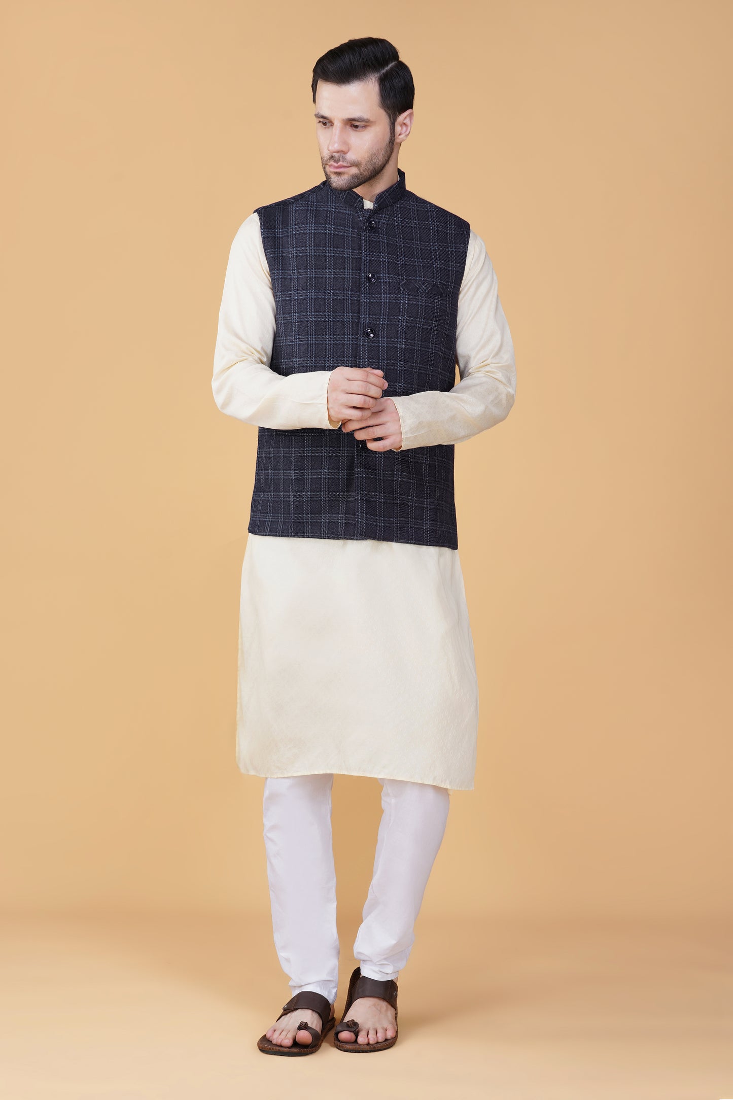 Vastraa Fusion Men's Traditional Woolen Nehru Jacket Modi Waistcoat