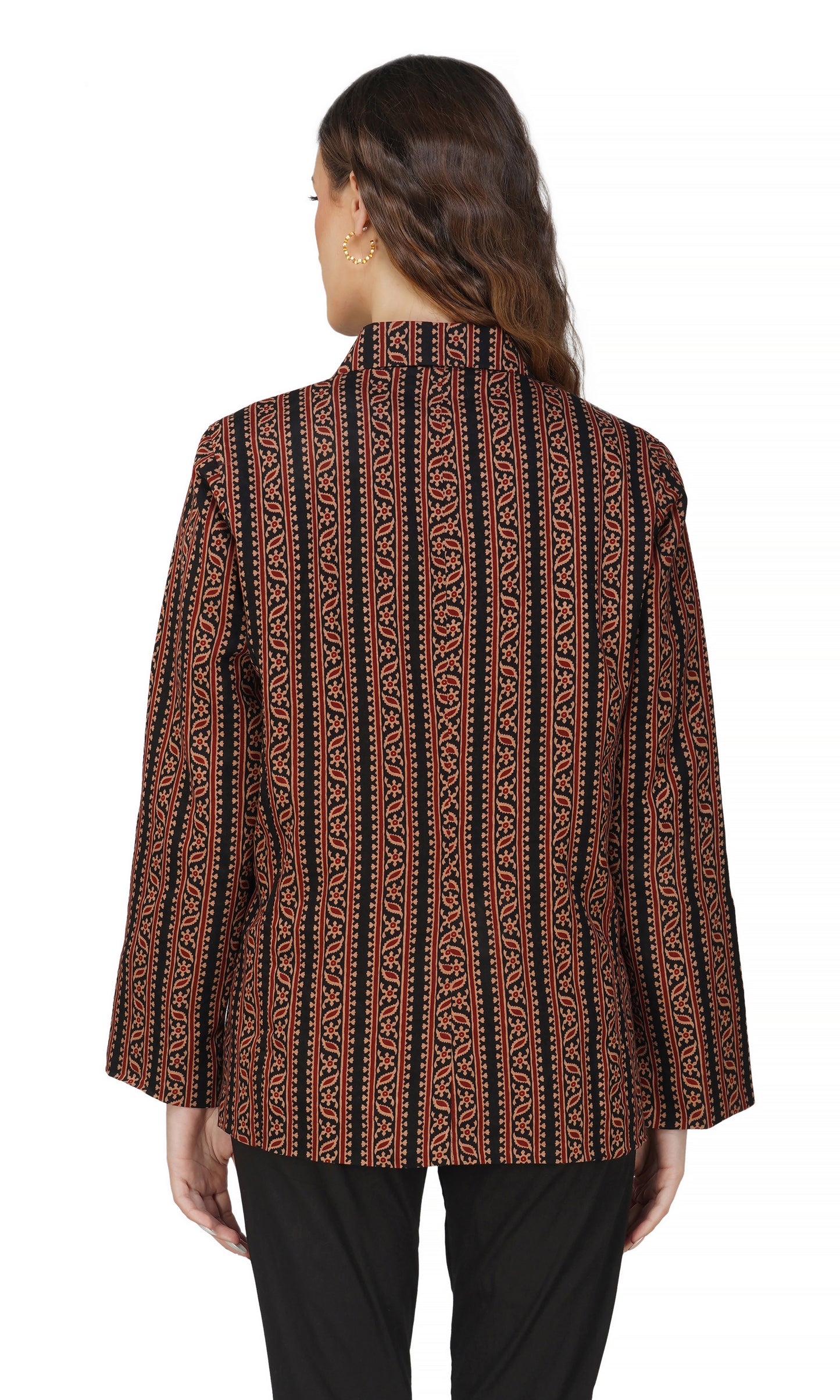 Vastraa Fusion Ladies Block Printed Single Breasted Blazer Pockets Regular Fit Stylish Blazer for Women