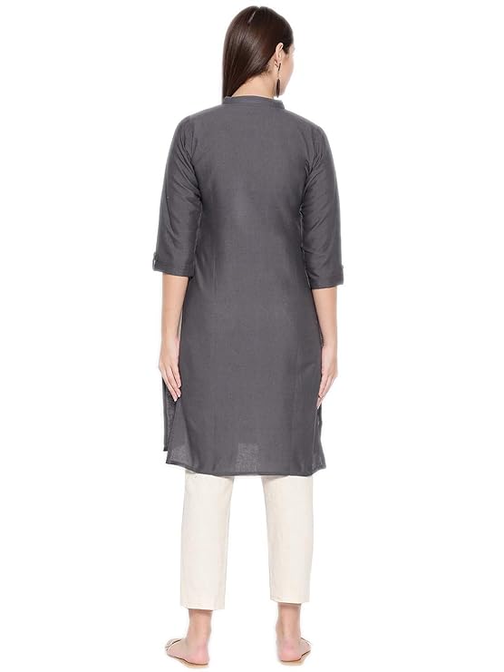 Vastraa Fusion Women's Cotton Solid Kurti