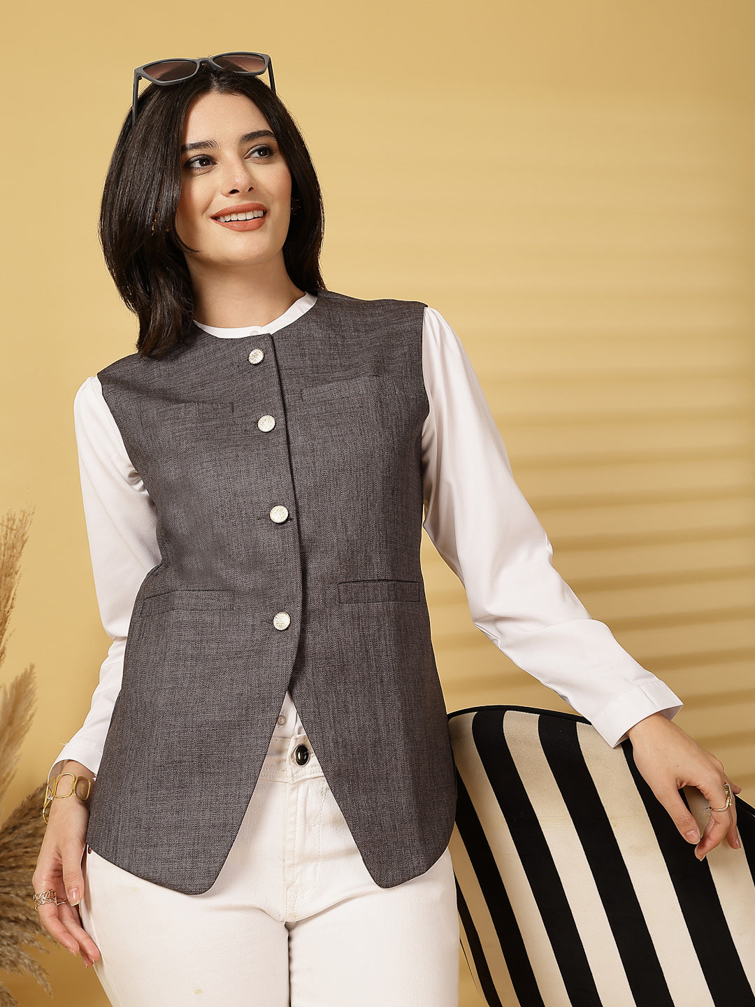 Vastraa Fusion Women's 4 Pocket Jacket Traditional Regular Fit Cotton Solid Jacket/Waistcoat