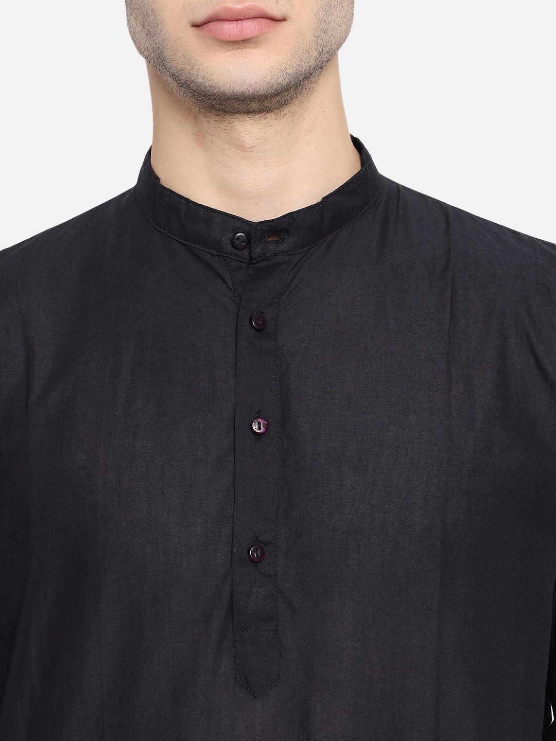 Vastraa Fusion Men's Solid Cotton Solid Kurta