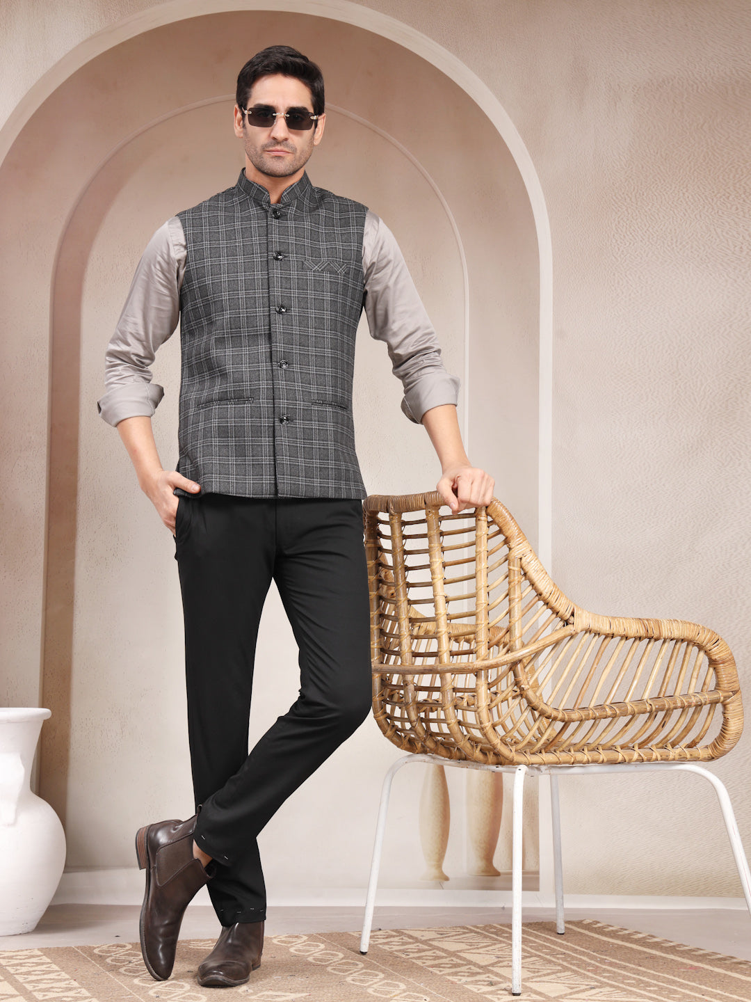 VASTRAA FUSION Men's Traditional Woolen Nehru Jacket Modi Waistcoat