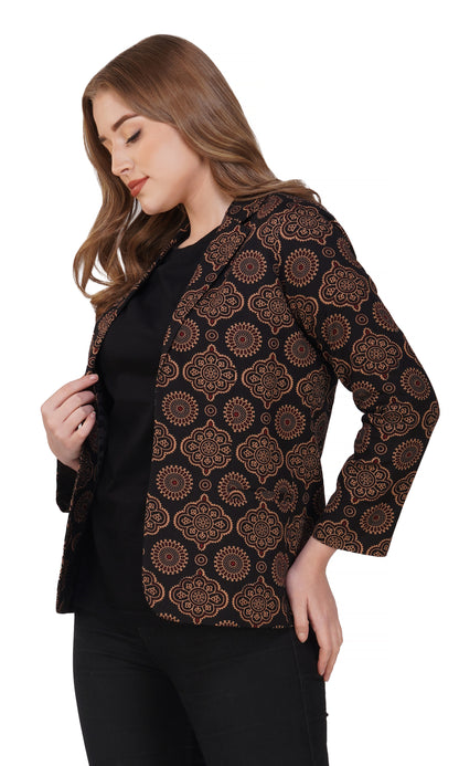 Vastraa Fusion Ladies Block Printed Single Breasted Blazer Pockets Regular Fit Stylish Blazer for Women