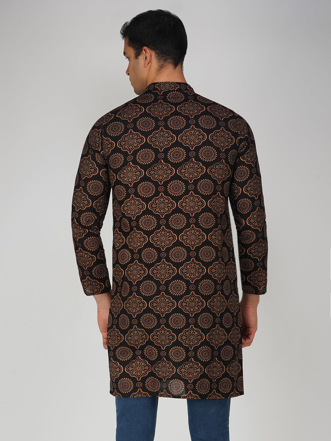 Vastraa Fusion Men's Printed Kurta Pure Cotton Long Kurta, Round Collar, Full Sleeves, Button Kurta, Ethnic Wear