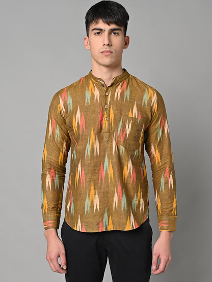 Vastraa Fusion Men Handloom Pure Cotton Ikat Printed Kurta