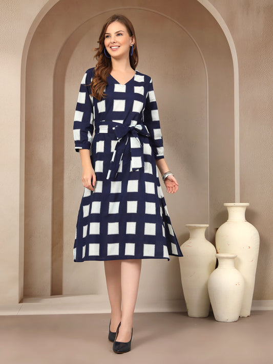 Vastraa Fusion Women Navy Blue & White Checked Cotton A-Line Dress with Belt