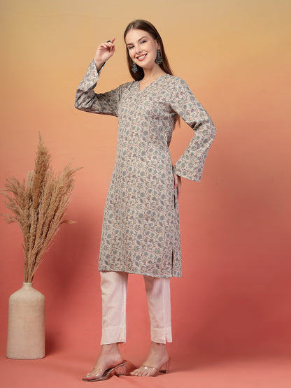 Vastraa Fusion Women Regular Fit Woolen Floral Printed Straight Warm Kurti with V-Neck & Long Sleeves