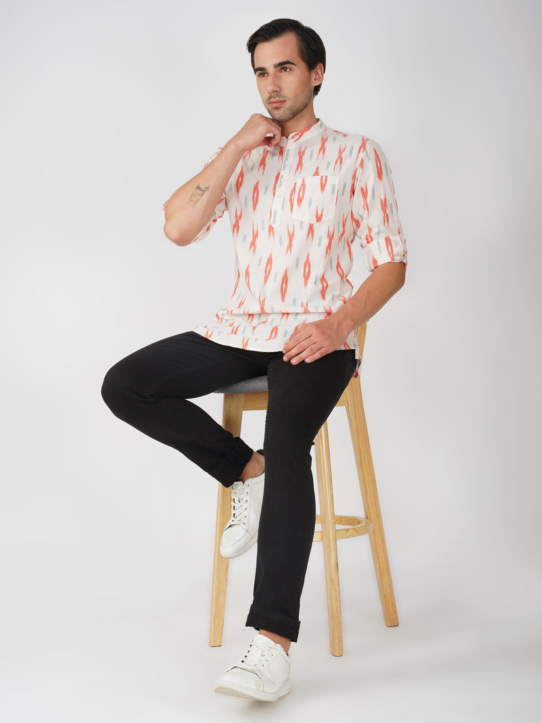 Vastraa Fusion Handloom Pure Cotton Ikat Printed Short Kurta for Men