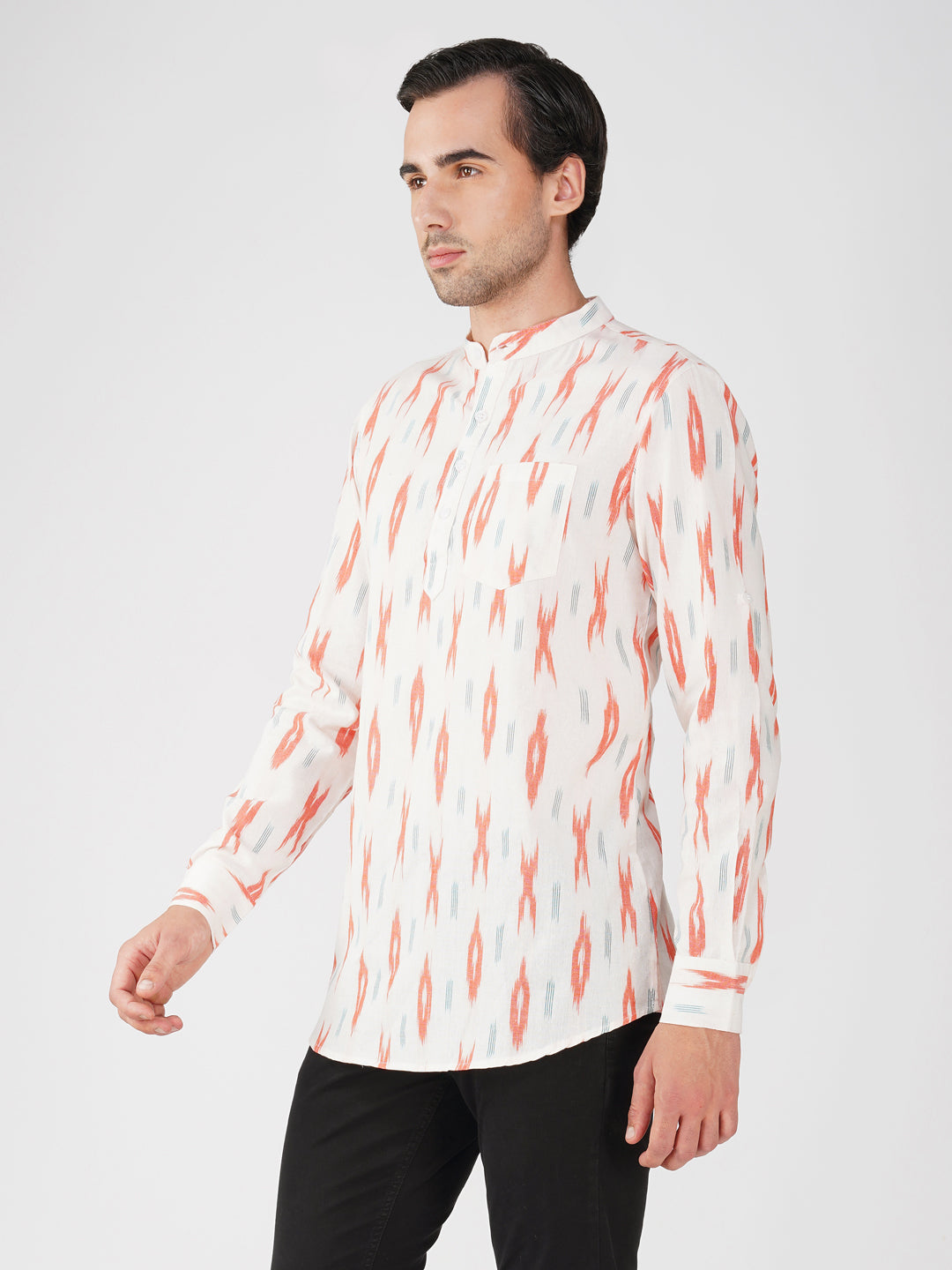 Vastraa Fusion Handloom Pure Cotton Ikat Printed Short Kurta for Men