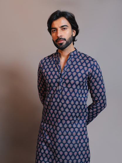 Vastraa Fusion Men's Printed Kurta Pure Cotton Long Kurta, Round Collar, Full Sleeves, Button Kurta, Ethnic Wear