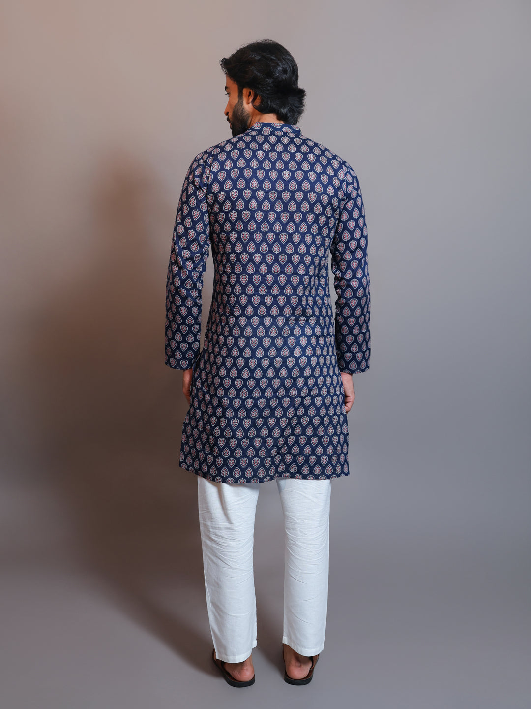 Vastraa Fusion Men's Printed Kurta Pure Cotton Long Kurta, Round Collar, Full Sleeves, Button Kurta, Ethnic Wear