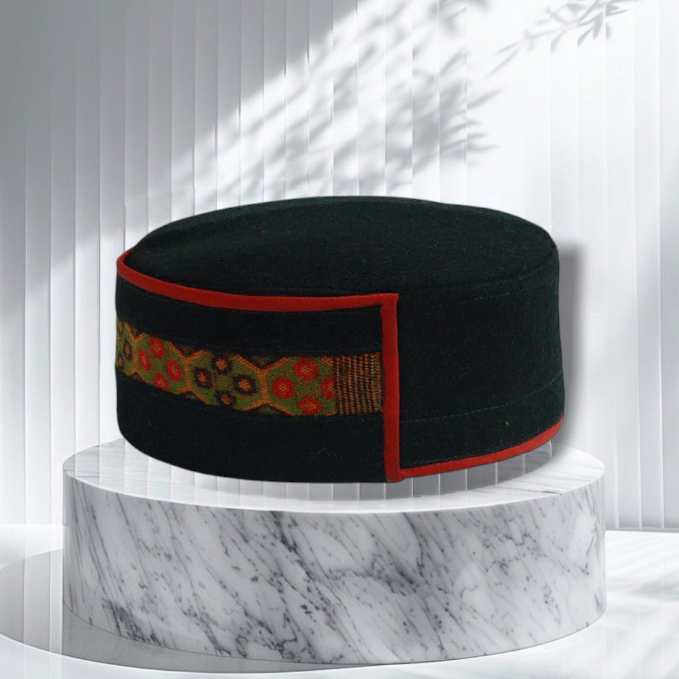 Vastraa Fusion Unisex Woolen Kullu Himachali Cap